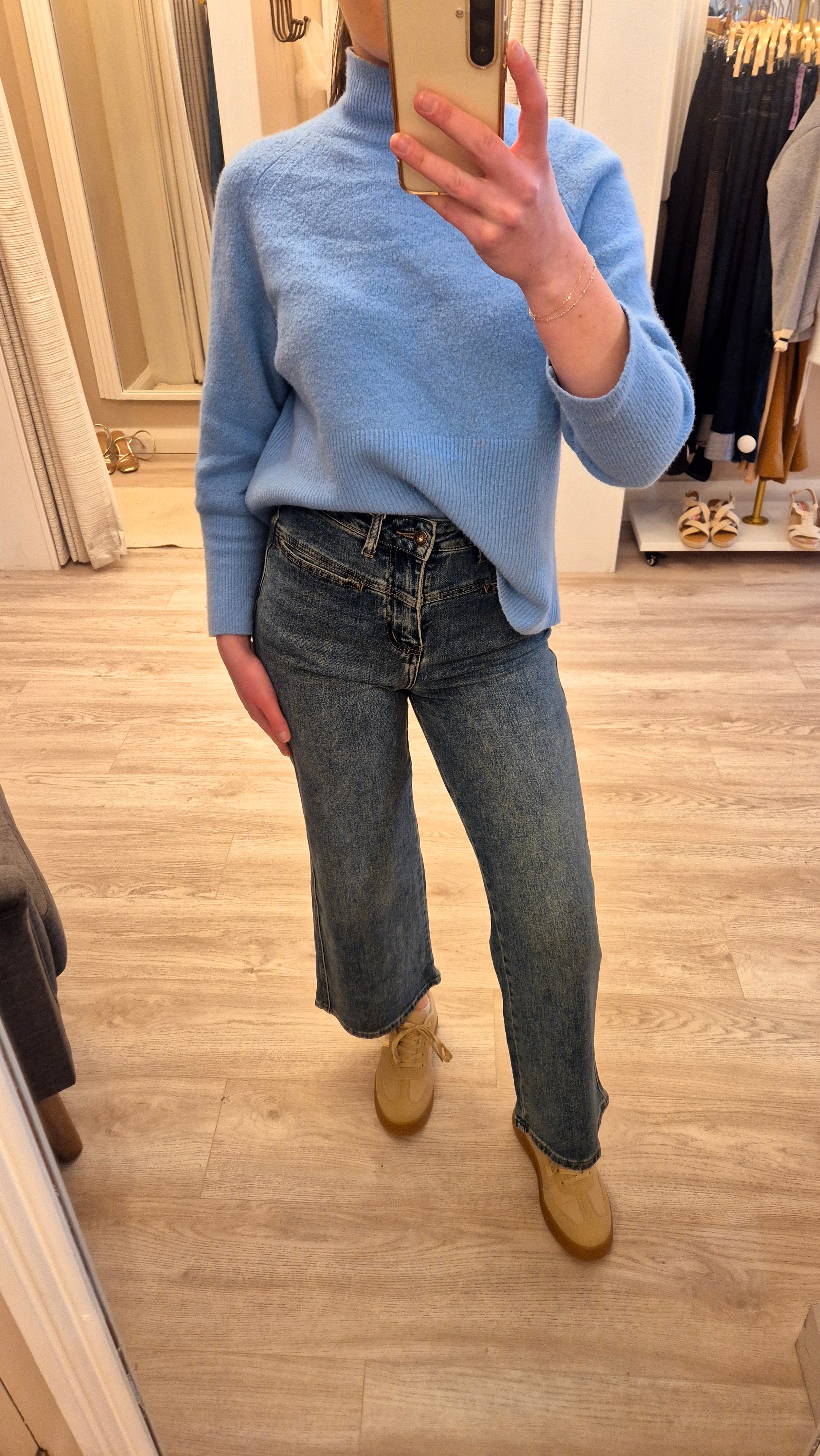 Leah Cropped Straight-Leg Jeans