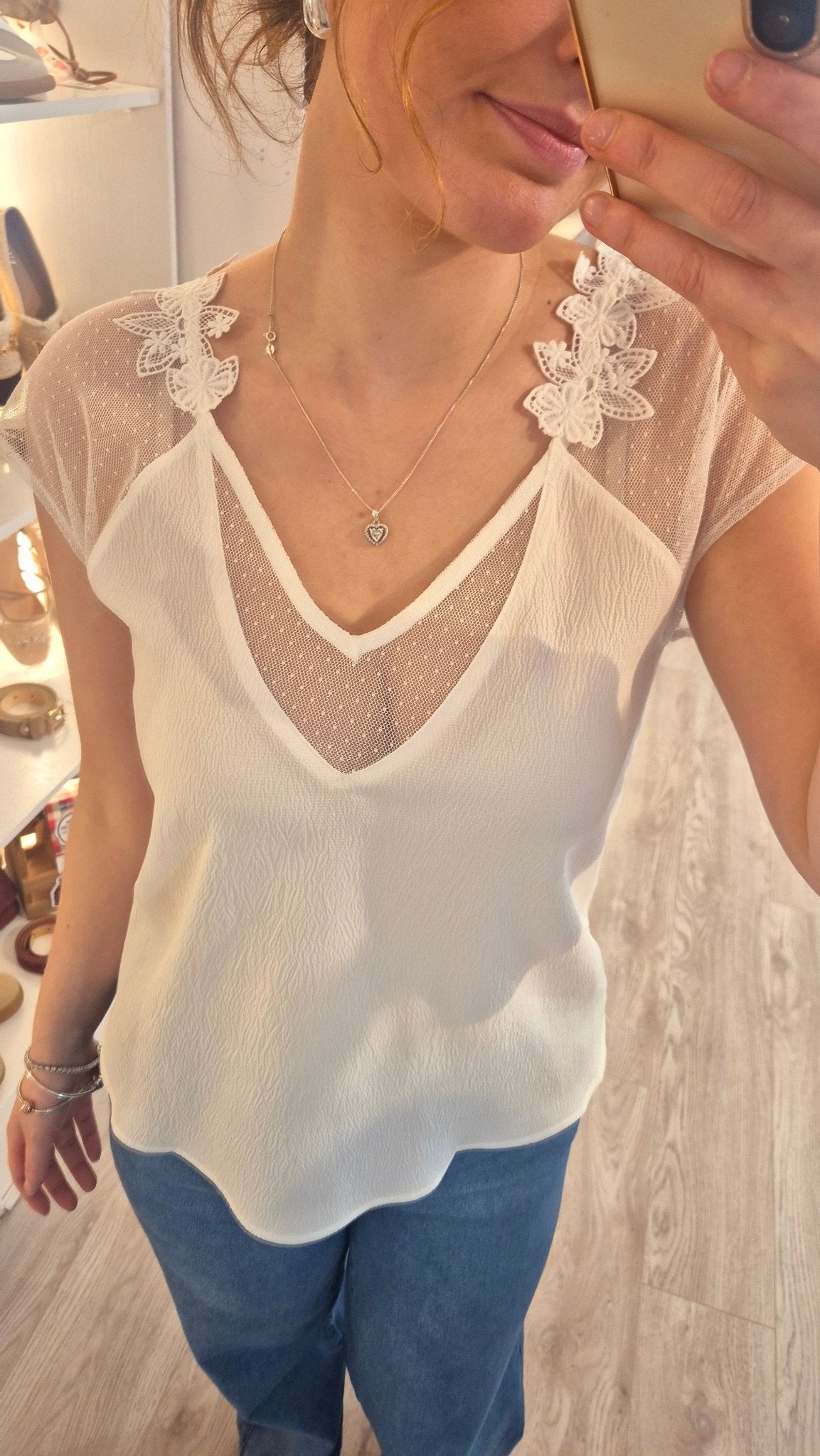 Amelia Top - Lily's Boutique