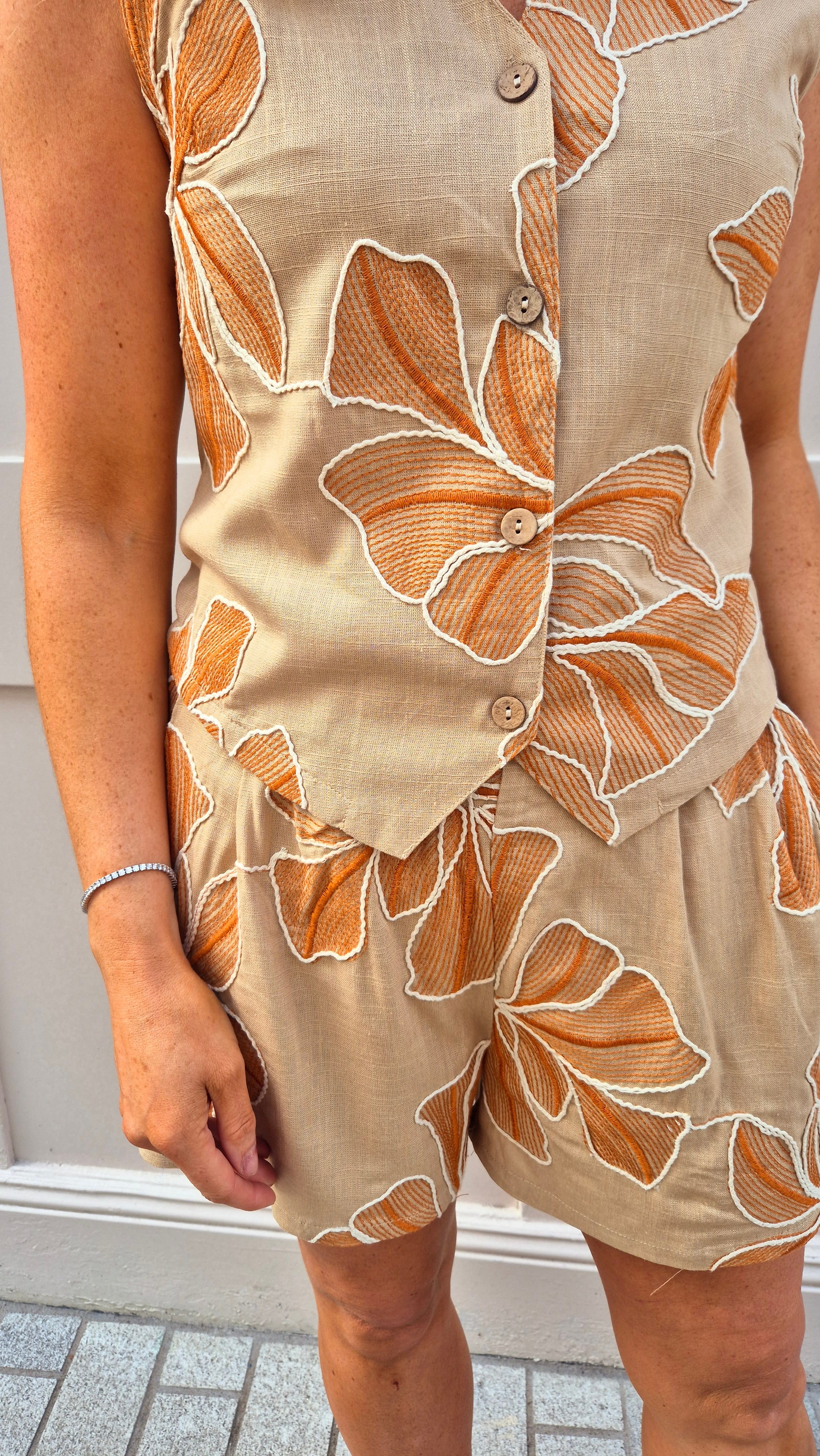 Joy Vest Top Beige
